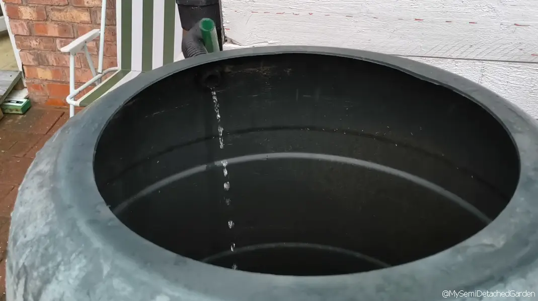 Water level inside a connected rain barrel storage system